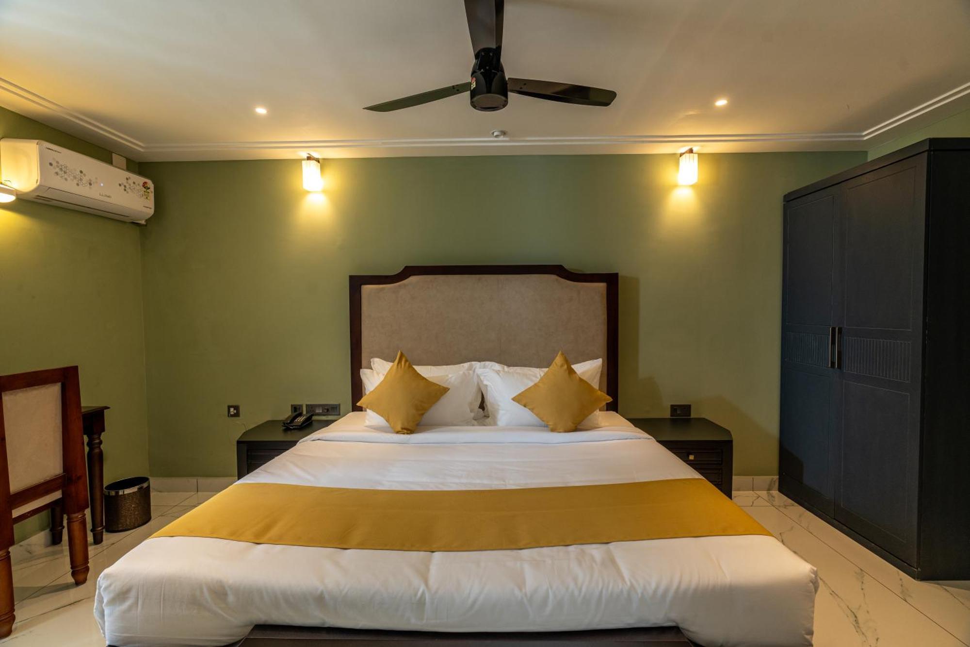 Hotel Court 11 By Dimora Kochi Exteriér fotografie