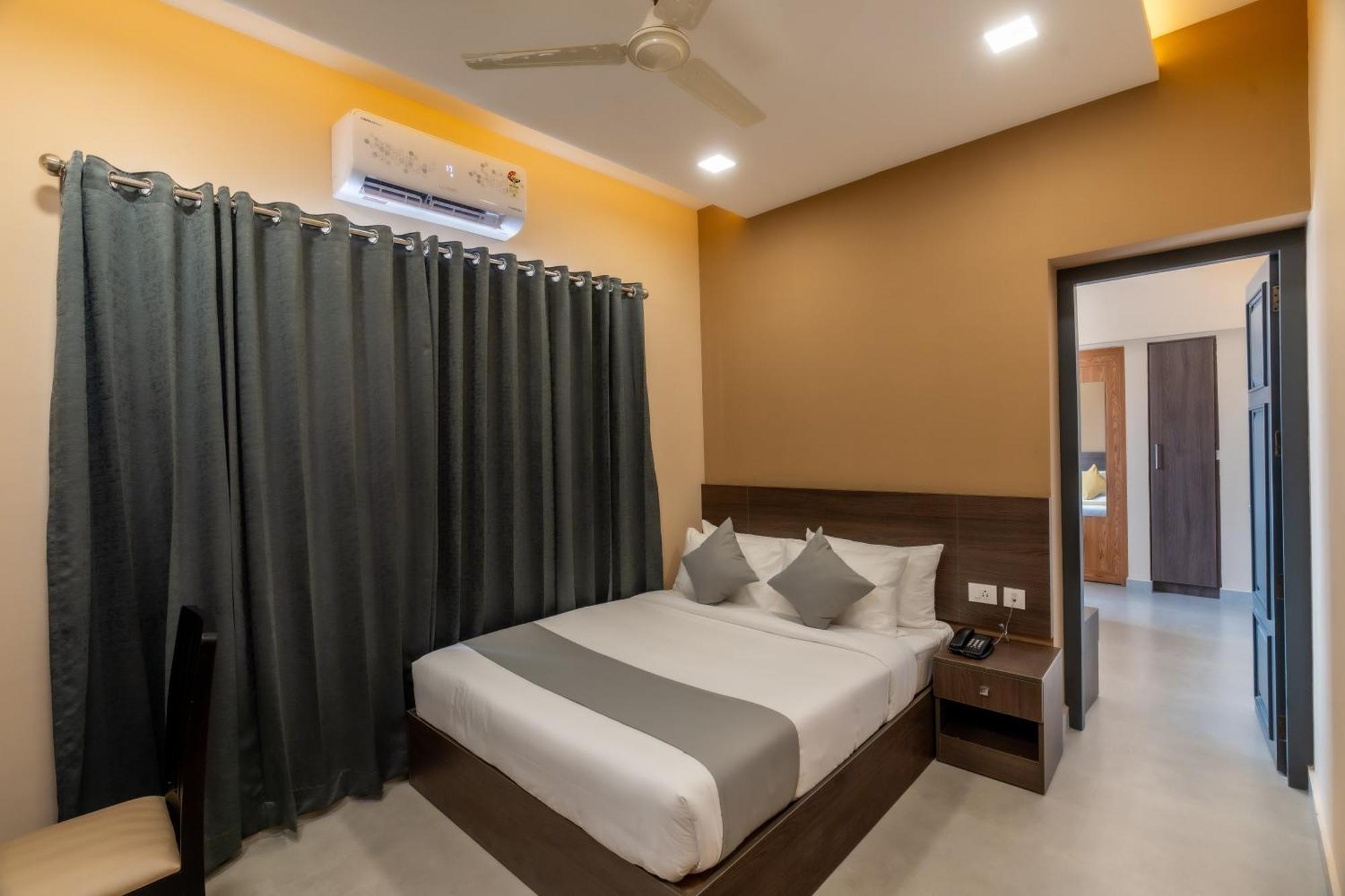 Hotel Court 11 By Dimora Kochi Exteriér fotografie
