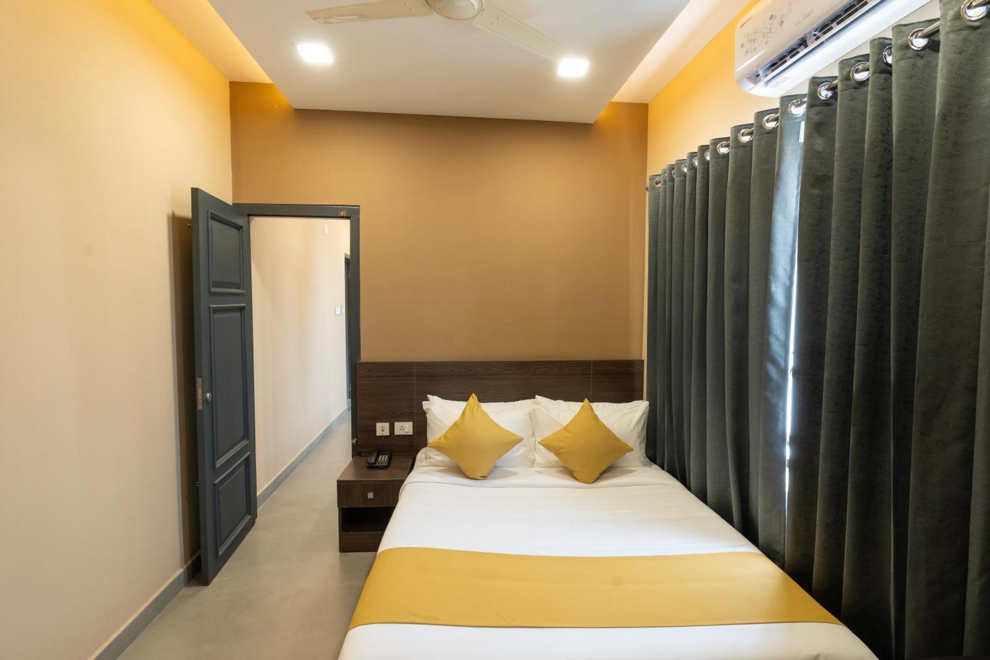 Hotel Court 11 By Dimora Kochi Exteriér fotografie